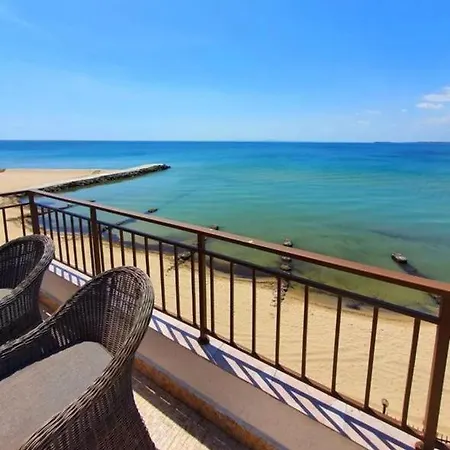 Apartment Messambria Fort Beach Apartament - Bastet Bs